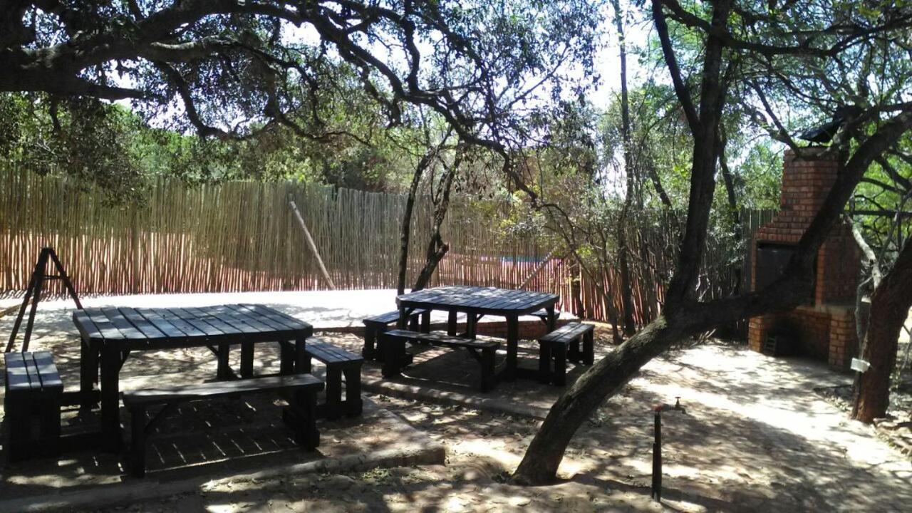 Montanique Lodge Buffelspoort Exterior foto