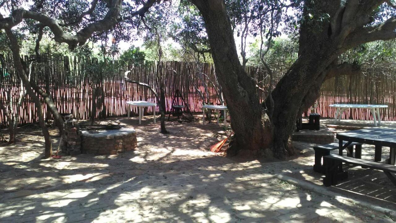 Montanique Lodge Buffelspoort Exterior foto