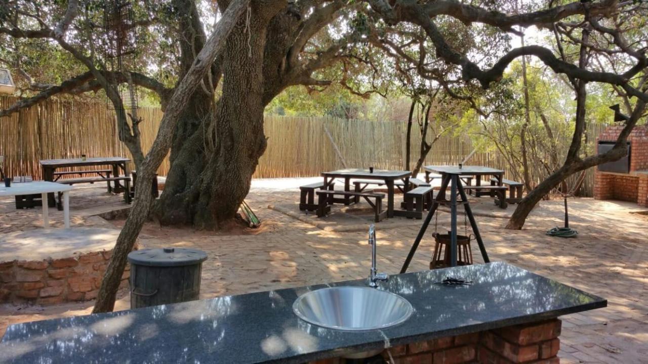 Montanique Lodge Buffelspoort Exterior foto